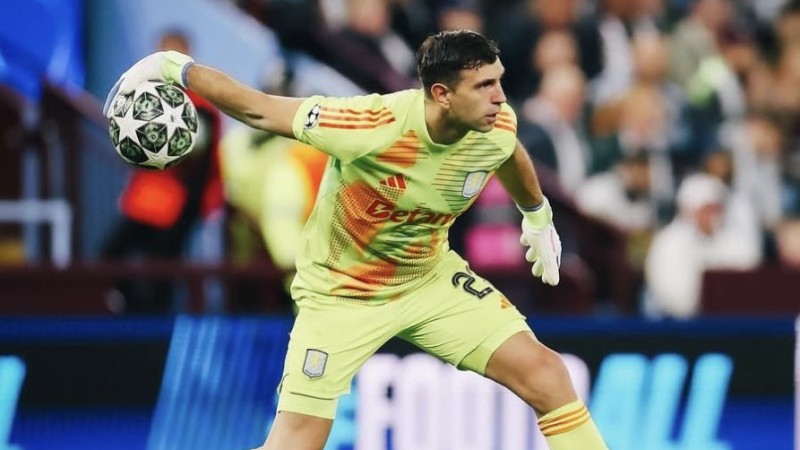 Lo quieren ya: Manchester United va a fondo por la transferencia del "Dibu" Martínez